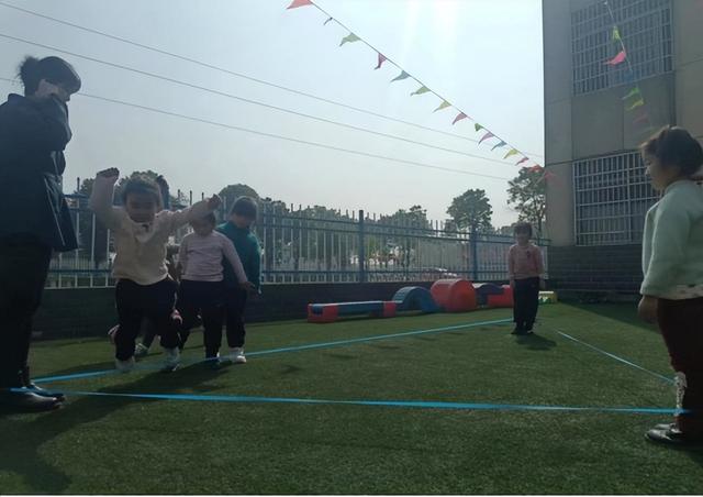 幼儿园开展跳绳的好处，安乡县安障乡中心幼儿园