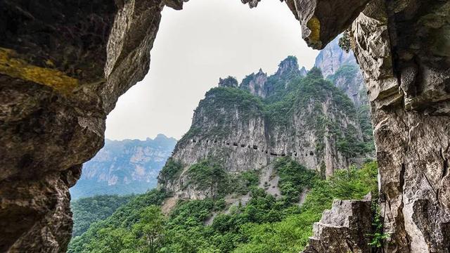 举起手来拍摄地，举起手来拍摄地郭亮村介绍（悬崖上有隐秘古村）