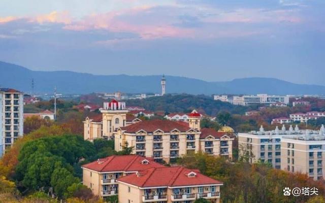 南京工业大学是一本还是二本，南京工业大学是几本（南京工业大学是211吗）