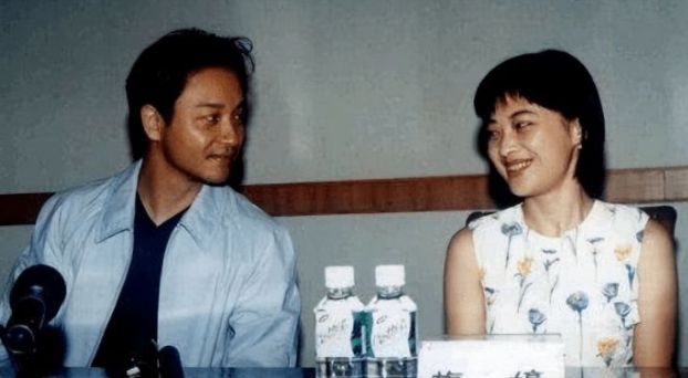 章子怡父母爱情，章子怡父母（8年后再看《父母爱情》）