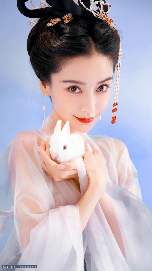 杨颖，微信头像，杨颖（angelababy中秋嫦娥玉兔大片）