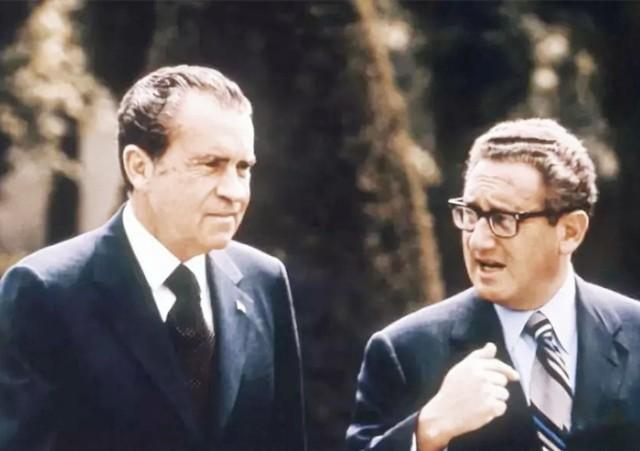 基辛格传简历，基辛格的简介（1973年毛主席与基辛格的两次谈话中）