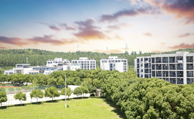 南京理工大学紫金学校，南京理工大学紫金学院宿舍条件怎么样—宿舍图片内景（稳读211大学的王牌专业）