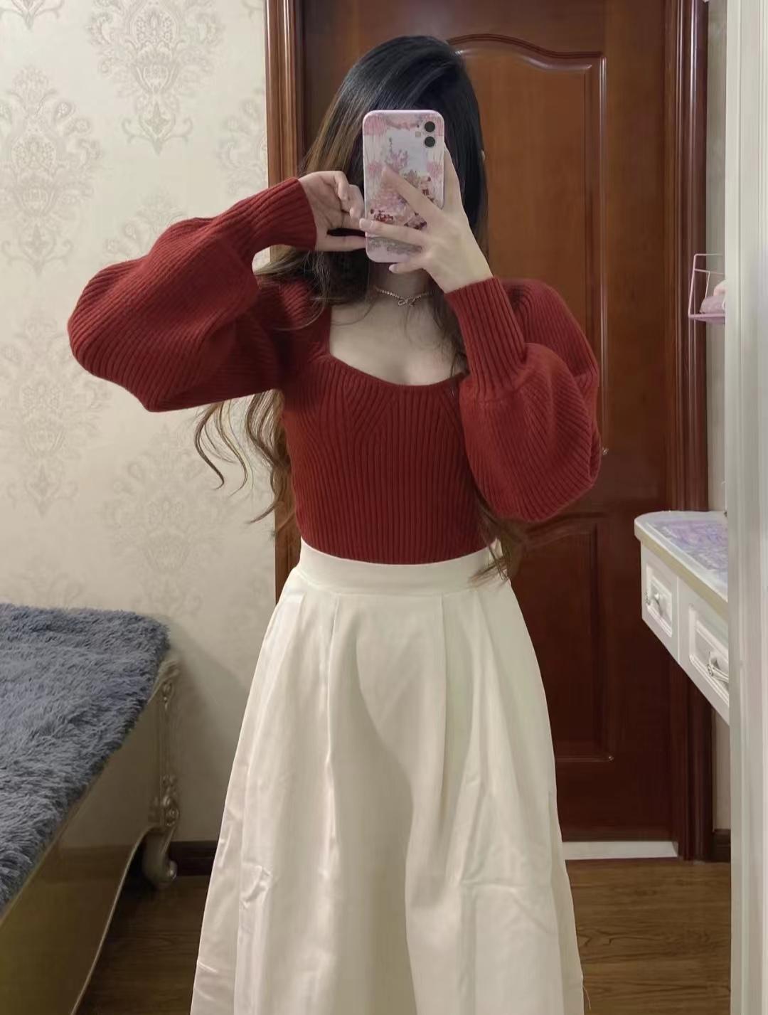 什么衣服配红鞋子好看，什么衣服配红色鞋子（红色搭配这6个颜色）