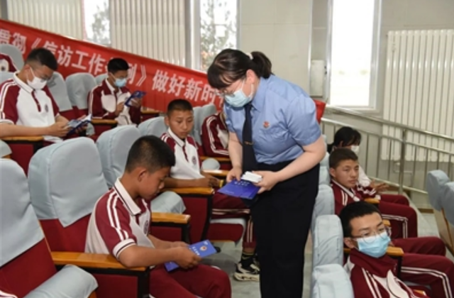 教师体罚学生有什么后果，教师体罚对学生的影响（6年侵害15名未成年女学生）