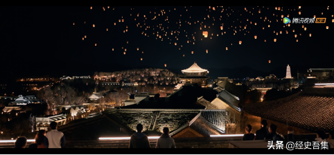 孔明灯什么节日放的，孔明灯的寓意和象征（为什么人们会认为放孔明灯可以实现愿望）