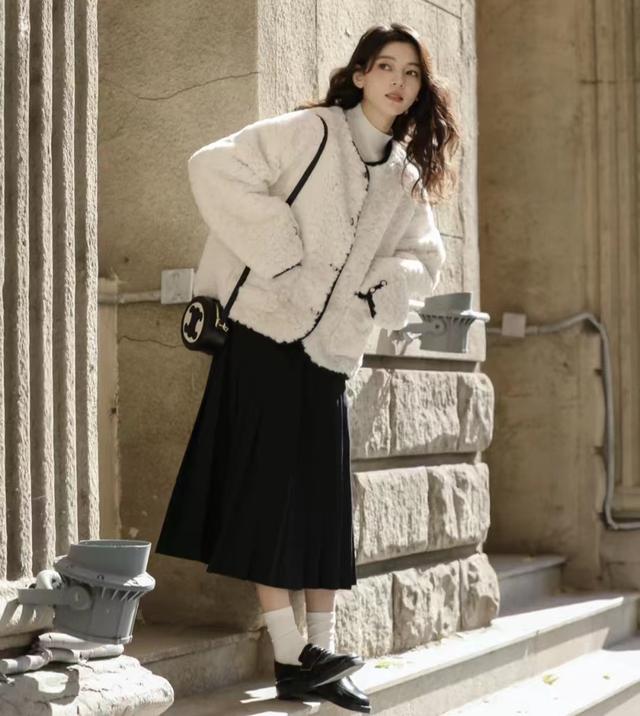 明星小香风外套搭配,明星穿小香风套装(最好看的36套小香风外套搭配)_