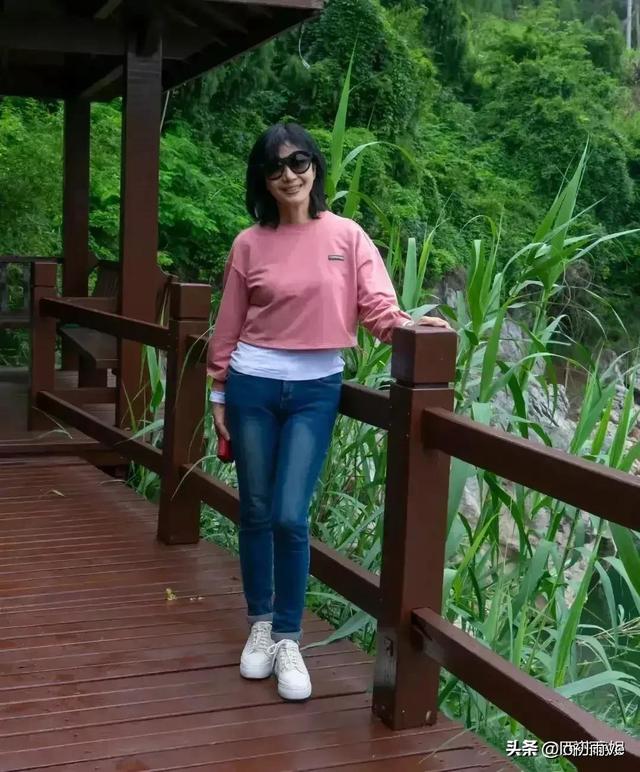 普通人怎么出道当艺人，怎么才能出道当艺人（其貌不扬的吴玉华）