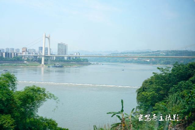 5612次列车，5612次列车时刻表（一路风景优美票价便宜车厢里却空荡荡）