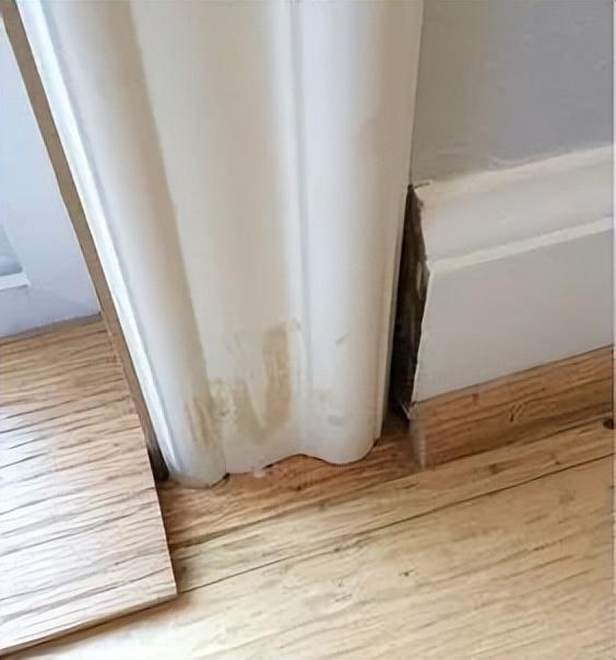 踢脚线尺寸，踢脚线怎么量（你们家因为踢脚线翻车）