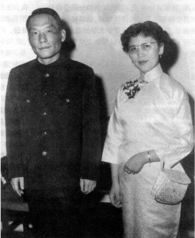 龙潭前三杰是指哪三个人，龙潭前三杰是指哪些人（周恩来见招待蒙哥马利的节目单有《木兰从军》）
