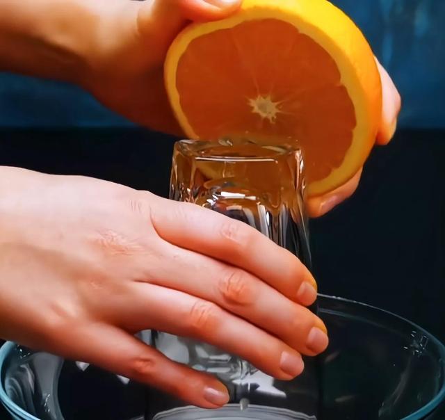 如何熨烫衣服，烫衣服的技巧（分享20个生活小妙招）