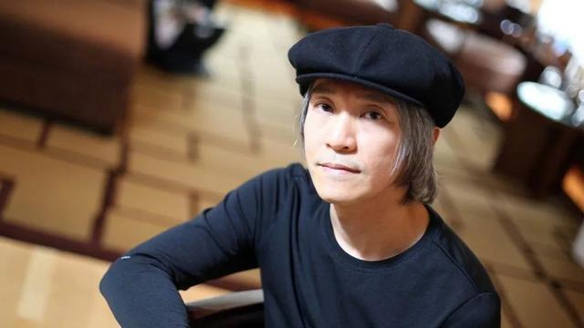 60岁的周星驰至今未娶，他一生最爱的女人是谁，其实早已透露过……