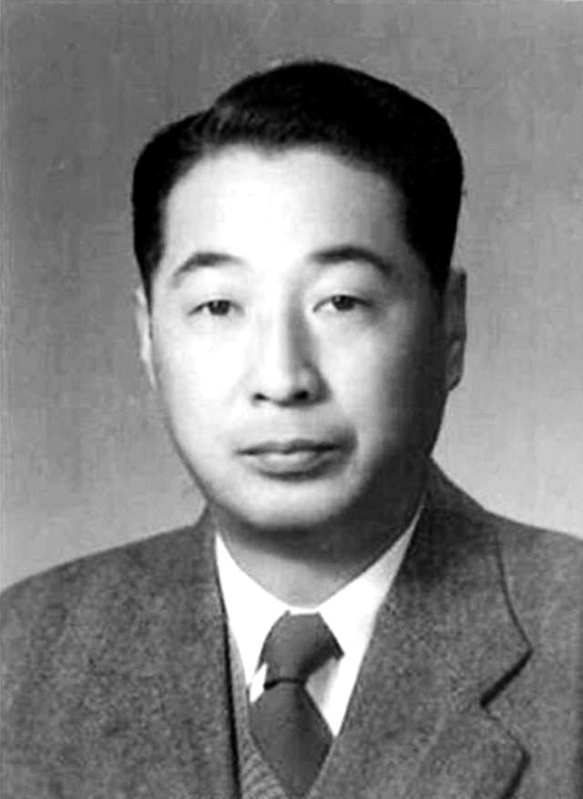 鸡毛信的故事，独立执导《鸡毛信》《天仙配》（鸡毛信的故事儿童版）