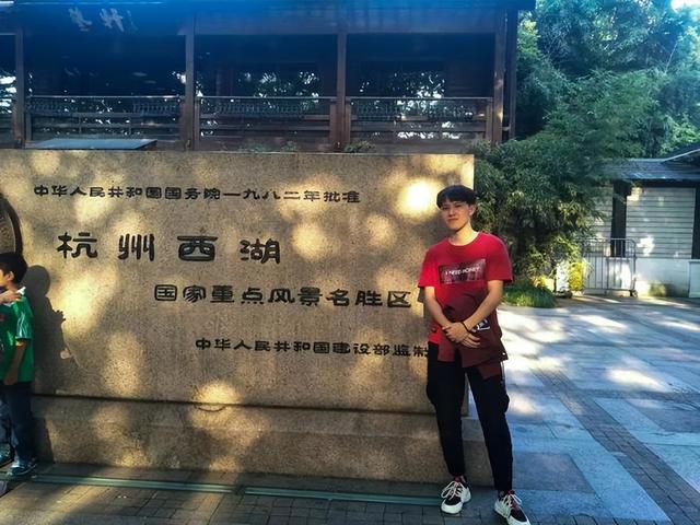 宝藏男孩是什么意思，我的宝藏男孩是什么意思（实习消防员里的“宝藏男孩”）