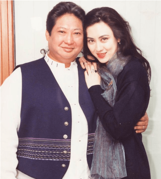 李晨妻子是谁，李晨的老婆叫什么名字（结婚30年无儿无女无怨言）