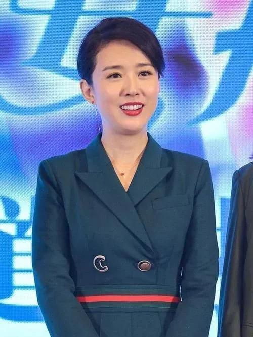 颜丹晨个人资料，颜丹晨个简介（颜丹晨，几张绝美照片）