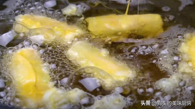 用平底锅做的鸡蛋卷为什么不脆，为什么自己做的鸡蛋卷不脆（孩子点名要吃的菜卷）