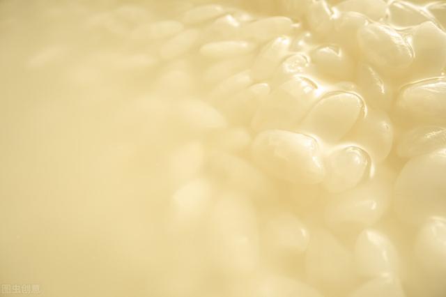 淘米水有什么作用与功效，淘米水的功效与作用（学会洗米水的这5大妙用）