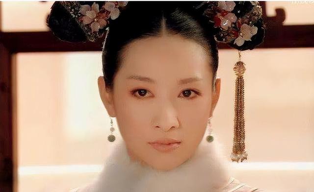 唐艺昕甄嬛传演的谁，唐艺昕在甄嬛传里演什么角色呢（“蛇蝎女孩”异军突起）