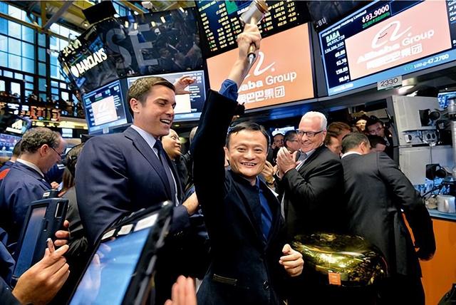 阿里巴巴什么时候上市的，阿里巴巴什么时候上市的 开盘价多少（阿里在美上市8年）