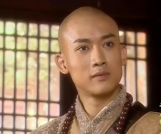 盘点男明星剃光头，那些男星的光头造型