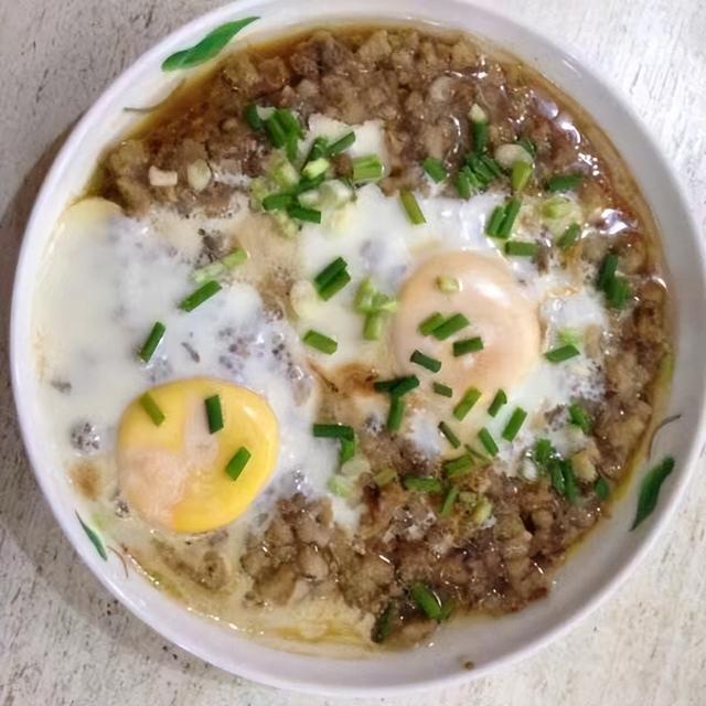 肉饼要蒸多久，怎样做蒸肉饼好吃又简单（西坡：肉饼子炖蛋）