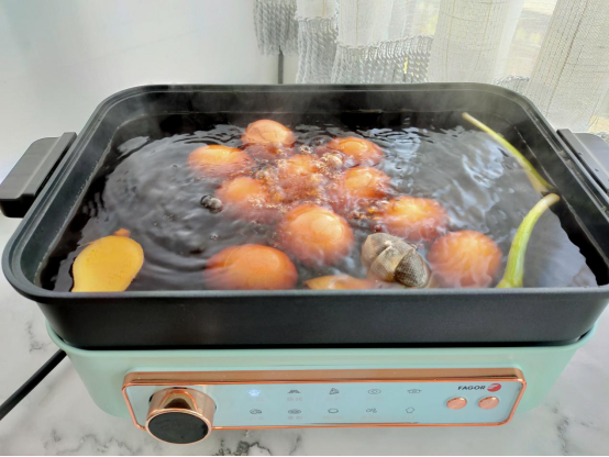 茶叶蛋的做法，制作简单味道一流（茶叶蛋的做法 最正宗的做法视频）