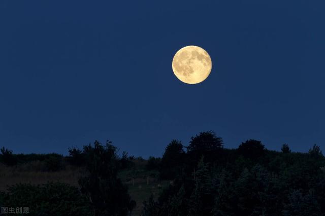 席慕容 无怨的青春，席慕容无怨的青春原文（《无怨的青春》席慕蓉）