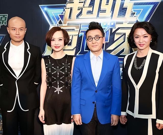 一瓶白酒，一颗“蛋蛋”，“人生导师”乐嘉的毁灭史