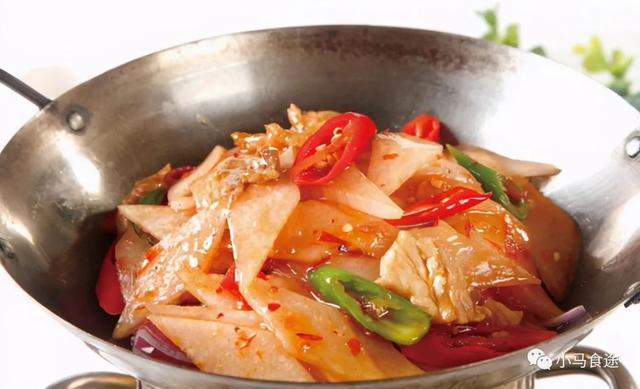 川味红烧肥肠怎么做，川味红烧肥肠的家常做法大全（这些做法值得大家参考）