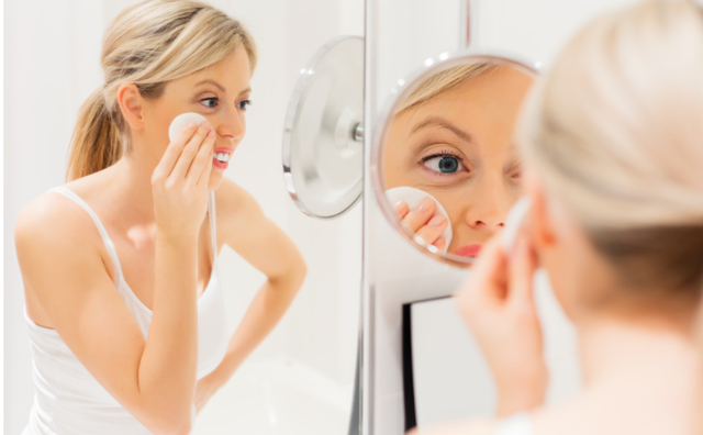 卸妆油的正确使用方法，卸妆油的正确用法（最重要的清洁步骤，你做对了吗）