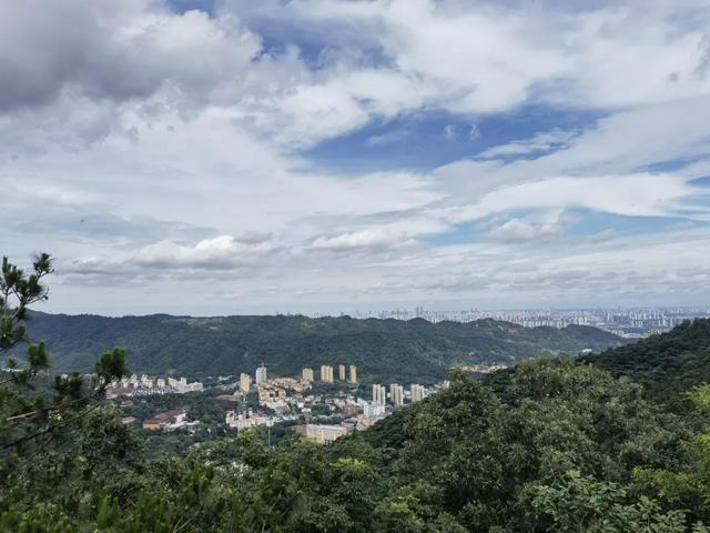 南昌梅岭旅游攻略 ，南昌梅岭旅游攻略路线（收下这份父亲节梅岭旅行攻略）