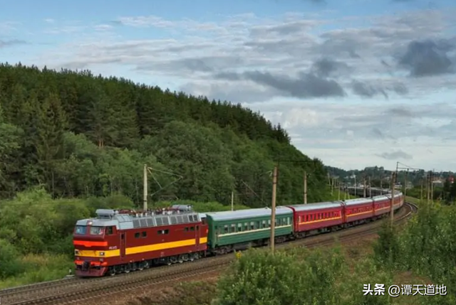 第一亚欧大陆桥，第二亚欧大陆桥（途经1000多个车站）