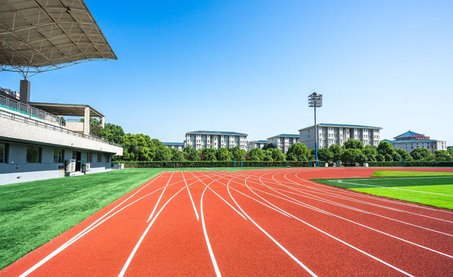 梦想越走越近的演员，梦想越走越近的演员表（其貌不扬却能娶到江珊）