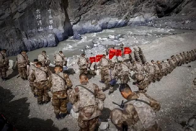 祁团长英雄团，祁发宝，英雄团长晋升大校