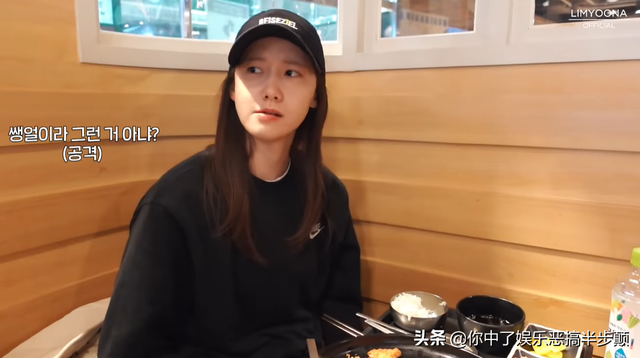 林允儿去剧组拍戏竟然无人认出？助理笑言：是不是因为你素颜啊