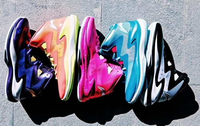 李宁篮球鞋怎么样，李宁和安踏哪个好（李宁做了一双更强的“超轻”篮球鞋）