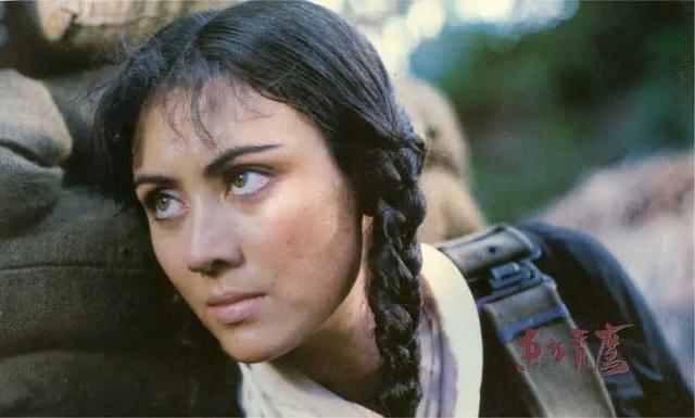 李晨妻子是谁，李晨的老婆叫什么名字（结婚30年无儿无女无怨言）