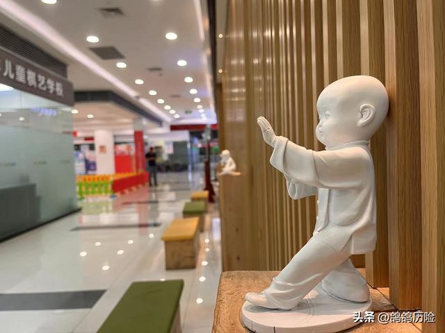 重庆服装批发市场，重庆十大批发市场（重庆南坪步行街城市广场的变迁）