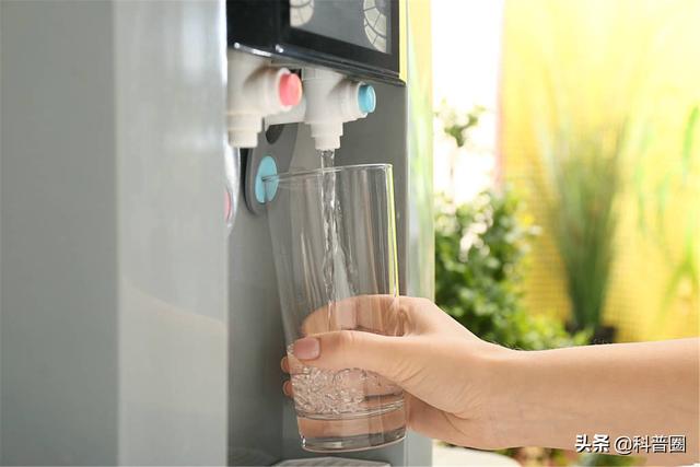 饮水机原理图1，饮水机工作原理图解（竟然比马桶水还脏）