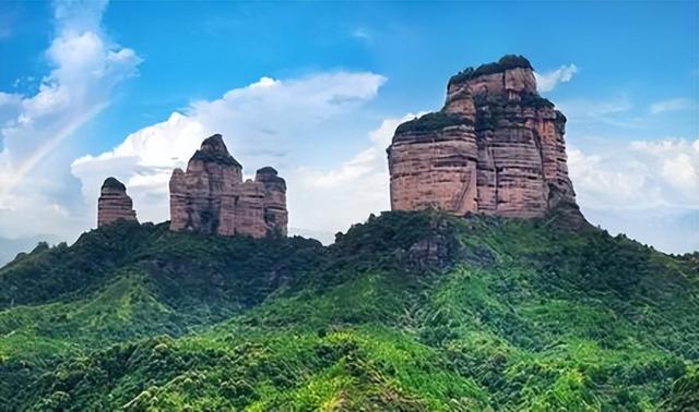 广东最著名的景点，广东最有名的景点（广东最值得去的十大自然景观）