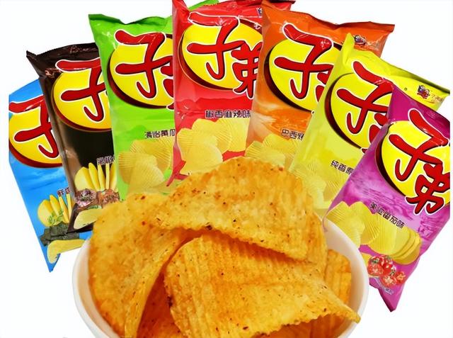 土豆皮红色的怎么回事，土豆皮有点红色（土豆发芽还能吃吗）