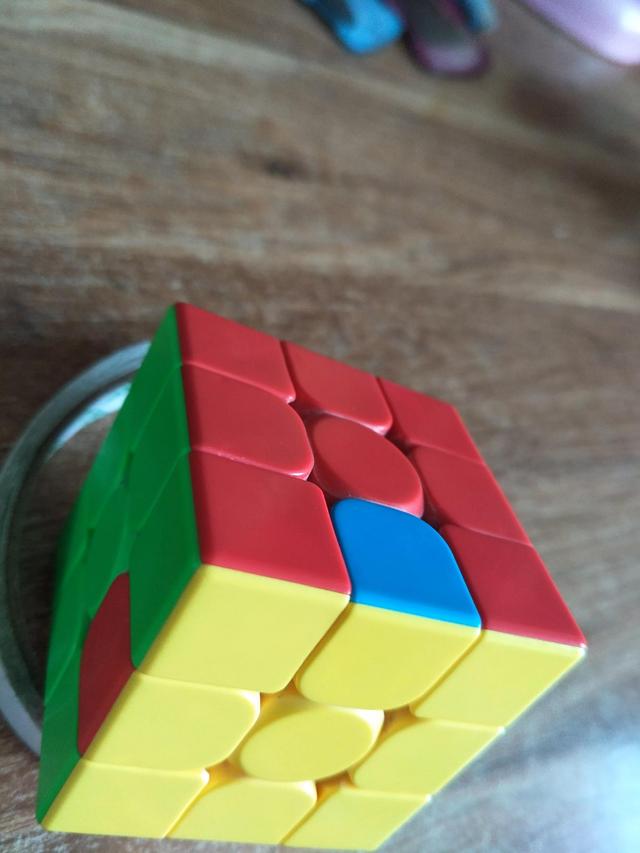 10秒复原三阶魔方，三阶魔方10秒还原教程（不记公式简单易学的三阶魔方复原方法）