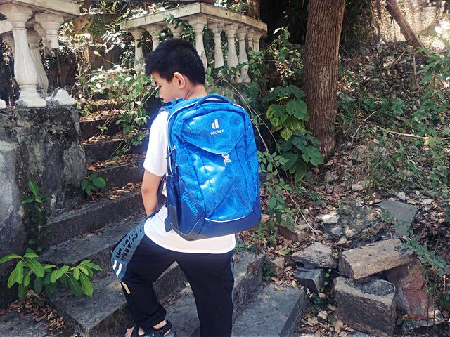 中学生适合什么书包，<Deuter>Ypsilon优习护脊中学生书包