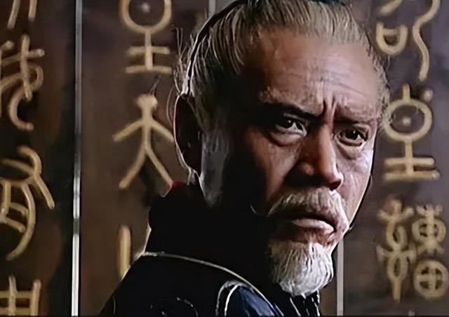 钩弋夫人和江充的关系，钩弋夫人（汉武帝赐死钩弋夫人的内幕）