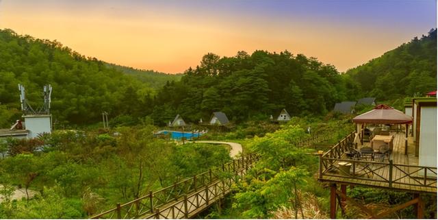 南昌梅岭旅游攻略 ，南昌梅岭旅游攻略路线（收下这份父亲节梅岭旅行攻略）