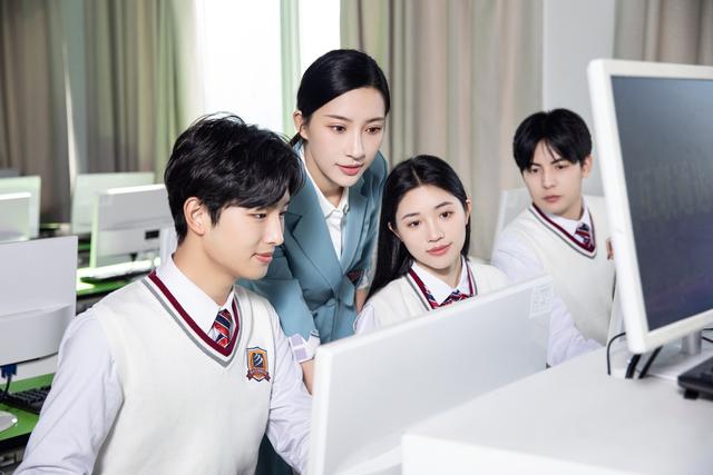 服务与管理专业就业方向与就业前景怎么样，管理学就业方向及前景（河北单招考试五类重点专业、院校及就业前景分析）