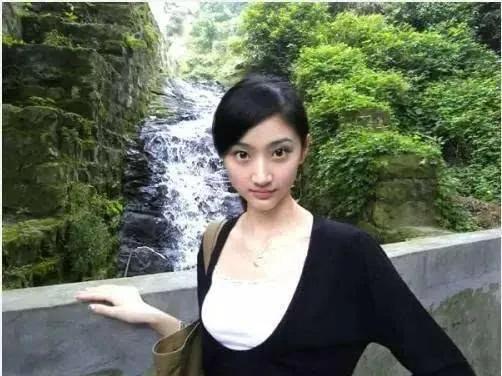 星光灿烂影视公司，成龙和刘烨演的是什么电影（在景甜身上体现的淋漓尽致）