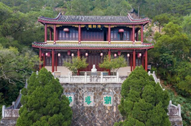 韩山师范学院：不知道韩山是哪座山不要紧，知道在广东潮州就行了